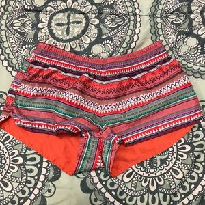 REVERSIBLE SHORTS SIZE SMALL